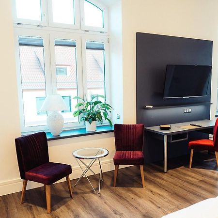 Hotel - Pension & Gaststaette "Alter Koenig" Hettstedt 外观 照片